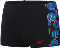Badehose Jungen Speedo Digi Allover Panel Aquashort Boy Black/Red/Neon Absinthe/Lapis Blue/Blue Flame Badehose Jungen Speedo Digi Allover Panel Aquashort Boy Black/Red/Neon Absinthe/Lapis Blue/Blue Flame